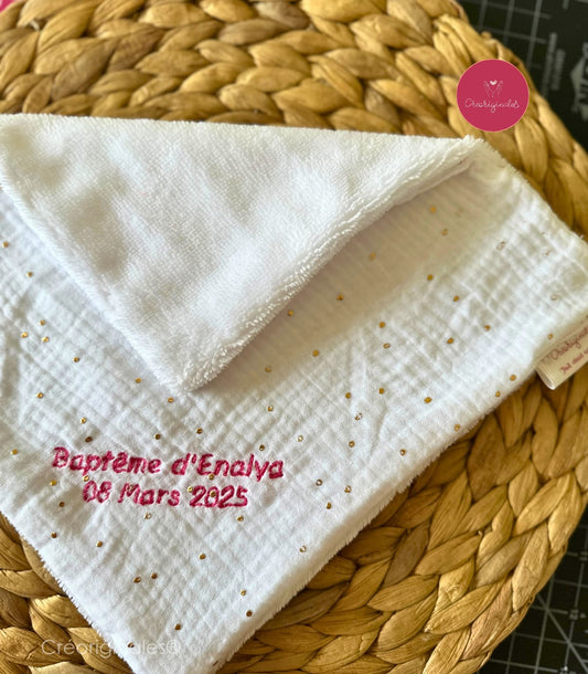 Petite serviette de baptême